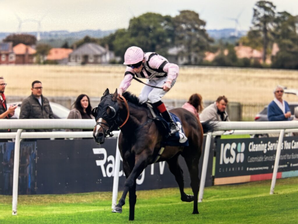 Quantom Power wins at Beverley